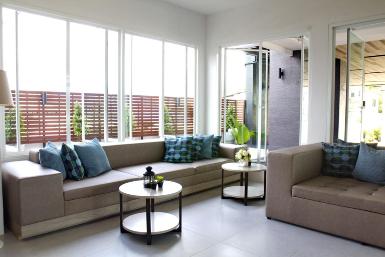 Public Area 2, Pannara Hotel, Muang Lop Buri