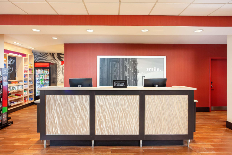 Public Area 2, Hampton Inn & Suites Niles/Warren, Trumbull