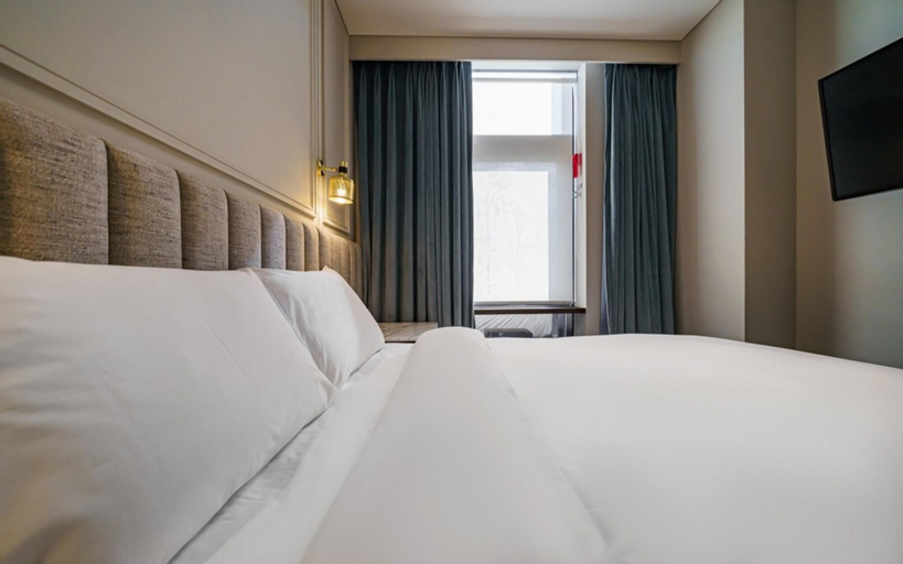 Bedroom 29