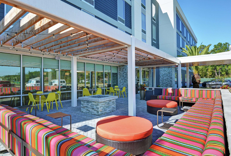 Food & Drinks 3, Home2 Suites by Hilton Richmond Hill Savannah I 95, Bryan
