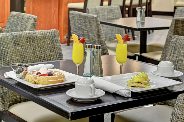 Food & Drinks 4, Doubletree by Hilton Hattiesburg, Forrest