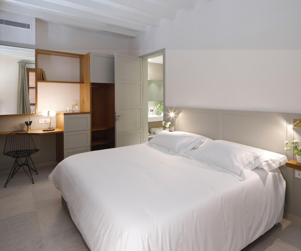 Others 5, Vila Damunt, Baleares