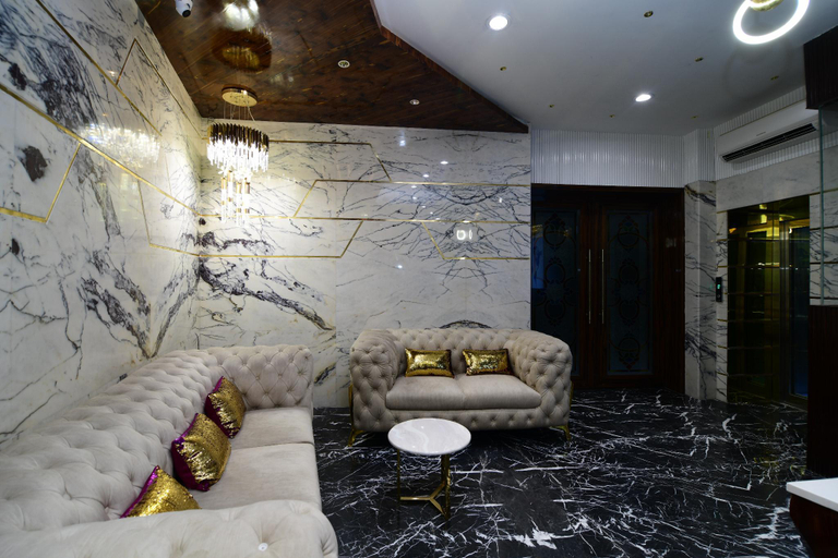 Public Area 2, Hotel Om Stay Well, Indore