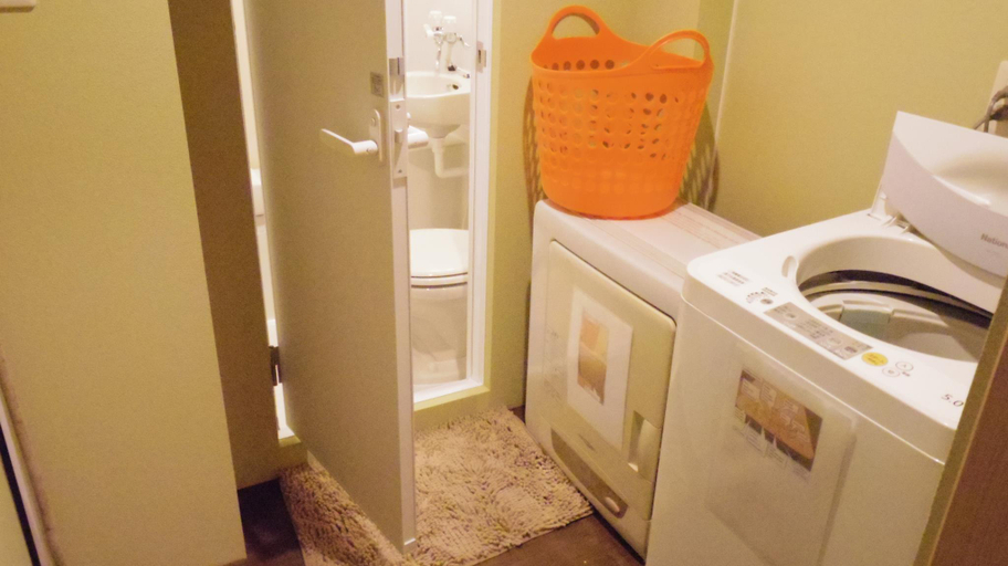 Bathroom 4, Oyado Sanjo Machiya, Kyoto