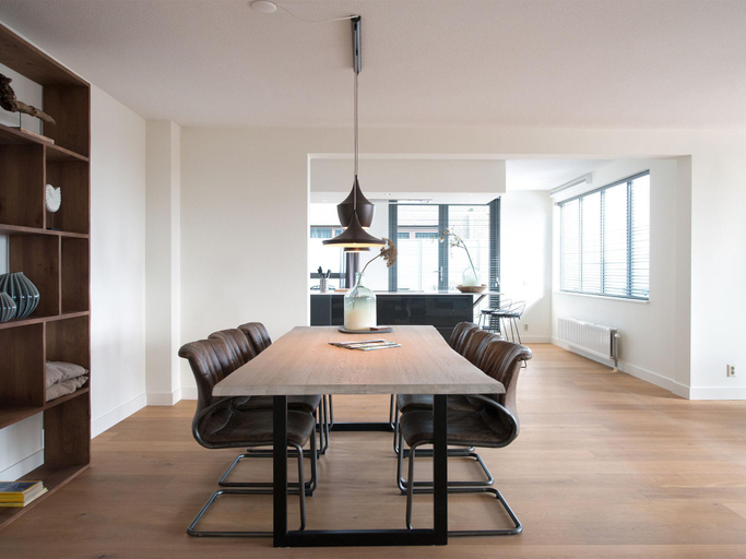 Others 3, Luxury penthouse with roof terrace, Den Haag