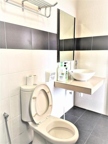 Merveille Travel Suite - BL Water Theme Park Resort, Malacca City