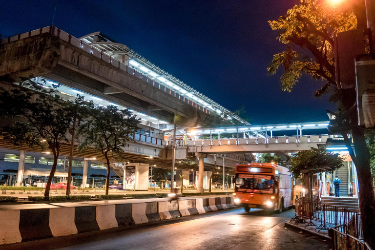 Nearby Landmark 4, Calypzo 2, Huai Kwang