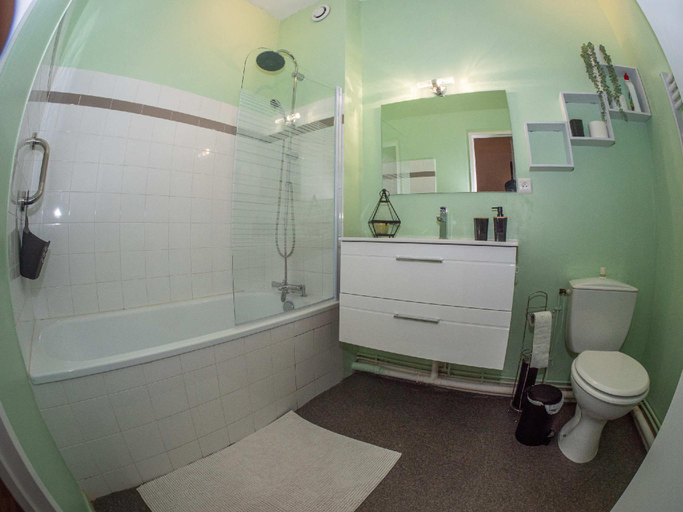 Bathroom, Gite de Sylvie, Ariège