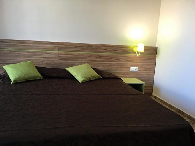 Bedroom 3, Flower Street provides accommodations with free Wifi, air conditioning, Nesebar
