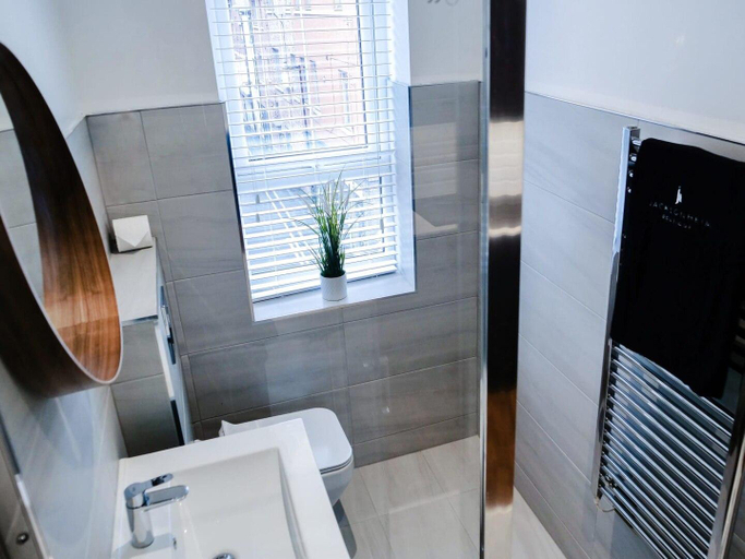 Bathroom 3, Bohemian Chic Boutique by Jacksonheim, Manchester