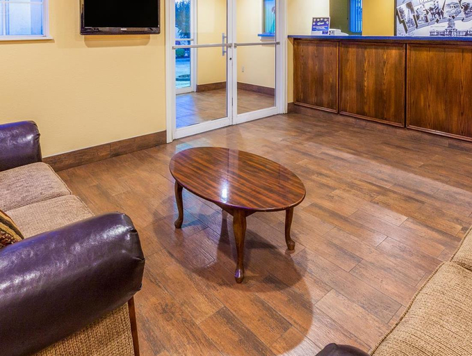 Public Area 3, Premier Inn Palestine, Anderson