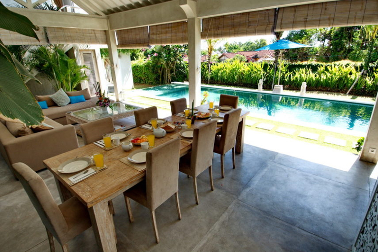 Food & Drinks 4, Villa Leoli, Badung