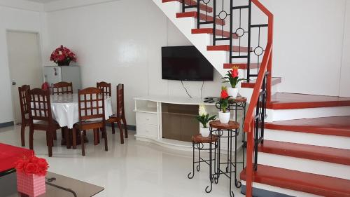 5, Diodeth's Holiday Apartment, Butuan City