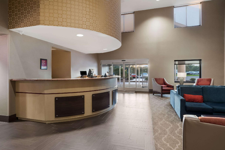 Public Area 2, Comfort Suites Suffolk - Chesapeake, Suffolk