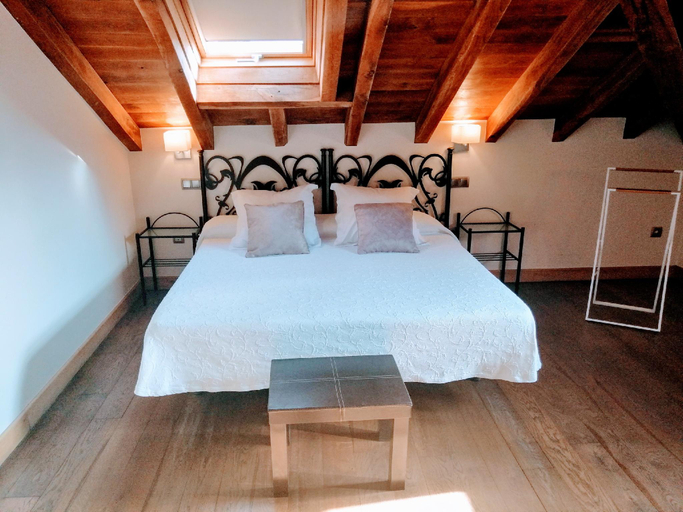 Bedroom 2, Hotel Palacio de Arce, Cantabria