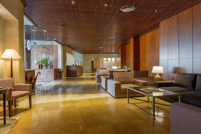 Public Area, Dorma Layos Golf, Toledo