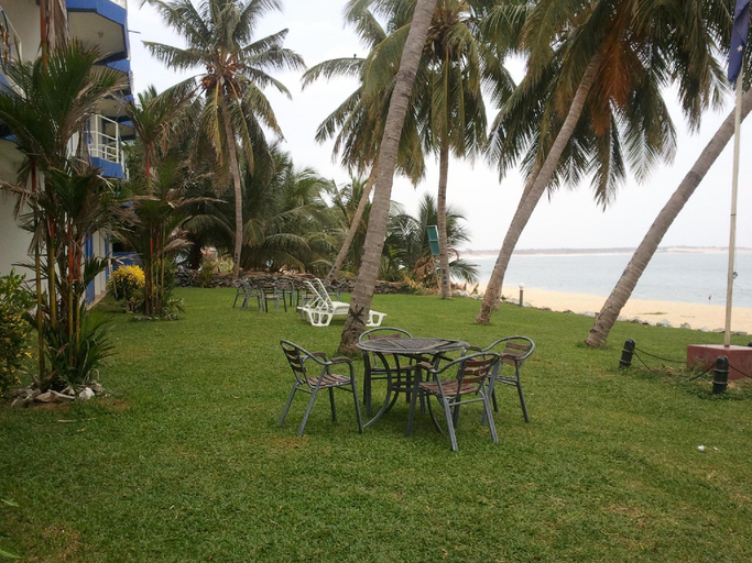 Others 5, New Tristar Beach Hotel, Pothuvil