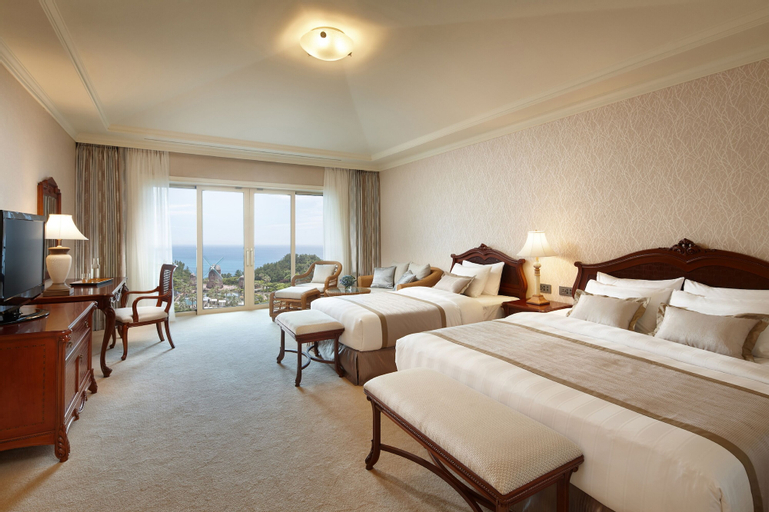 Bedroom 17