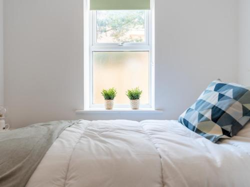 Pass the Keys Brand New Gorgeous 2 bedroom apartment, Bournemouth