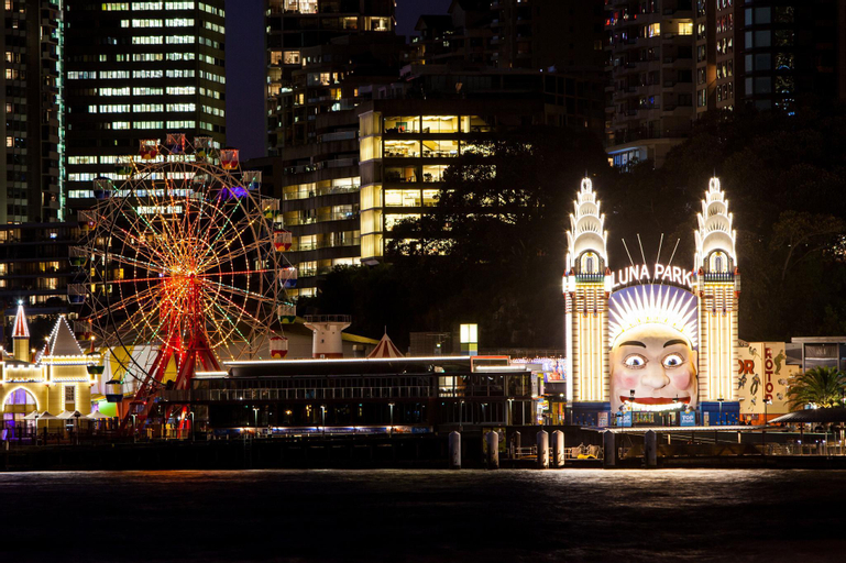 St Kilda Rd LVL4 2BDR2BATHR WIFI Albert Park, Melbourne