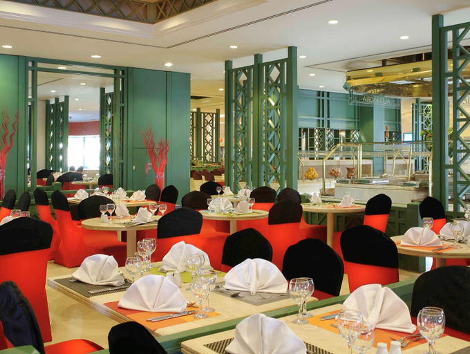 Food & Drinks 3, Mercure Cairo Le Sphinx Hotel, Al-Ahram