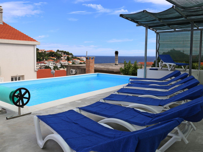 Sport & Beauty 2, Holiday Home in Korcula with Sea View, Korčula