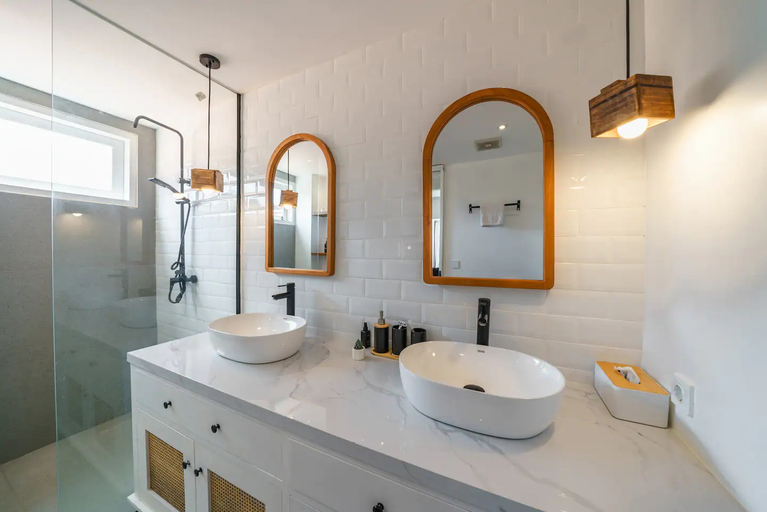 Bathroom 5, Villa Noumea: Classy smart 3BD Villa in Canggu, Badung