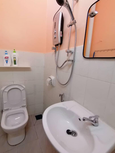 Bathroom 2, Mui Gim Homestay, Sabak Bernam