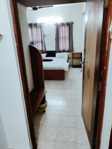 2, Hotel Bharat Residency, Satara , Satara