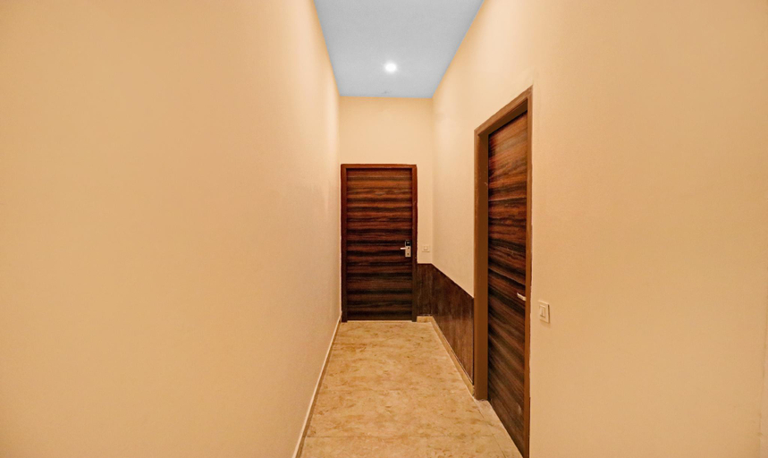 Public Area 3, Itsy Hotels Jashan, Sahibzada Ajit Singh Nagar