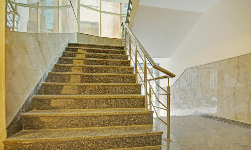 Public Area 1, Treebo Trend Emblem Suites, Delhi