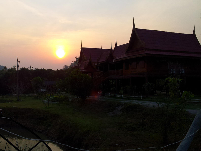Others 2, Lom Rak Resort, Suan Phung