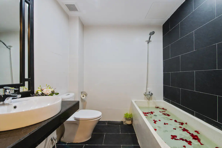 Bathroom 5, Gem Riverside Hotel Hoi An, Da Nang