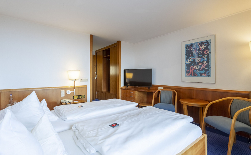 Bedroom 23