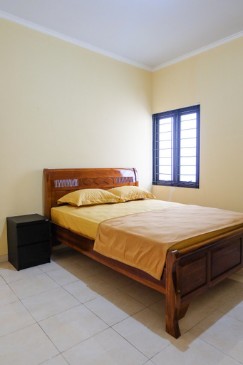 Bedroom 2, Villa Double E, Malang