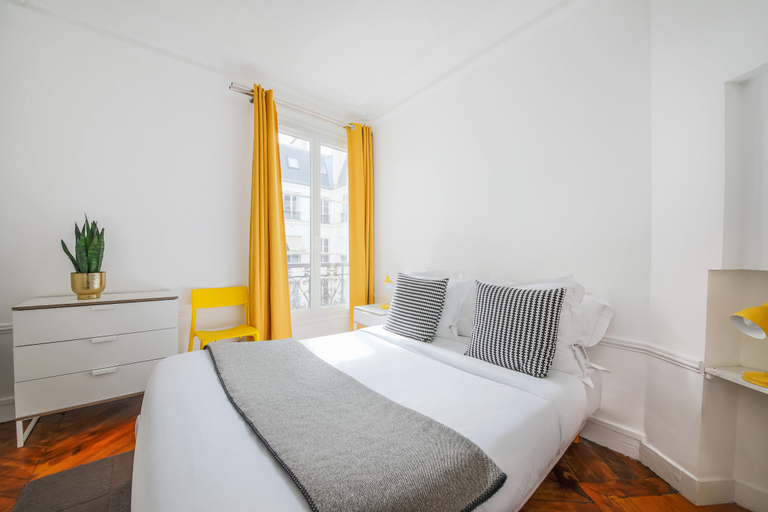 Bedroom 2, Résidence Bergère - Apartments, Paris