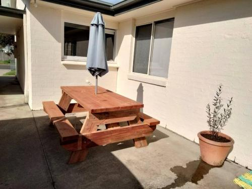 2, Comfortable three bedroom home close to the beach, E. Gippsland - Bairnsdale
