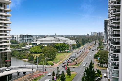 Comfy 1-bed Unit Near The Beach and Shops, Gold Coast