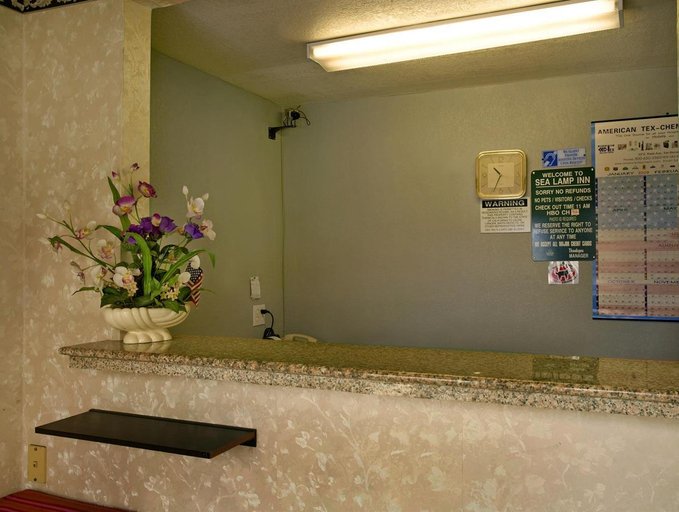 Public Area 2, Sealamp Inn, Monterey