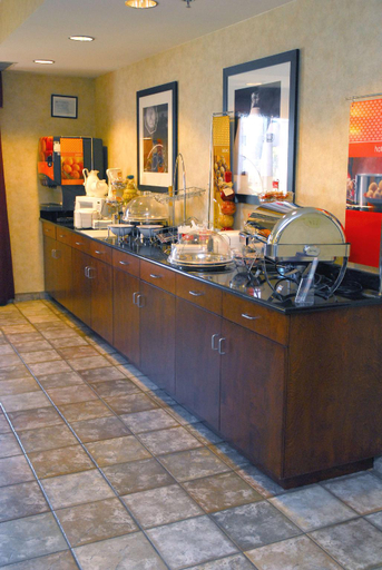 Food & Drinks 5, Hampton Inn Columbus-International Airport, Franklin