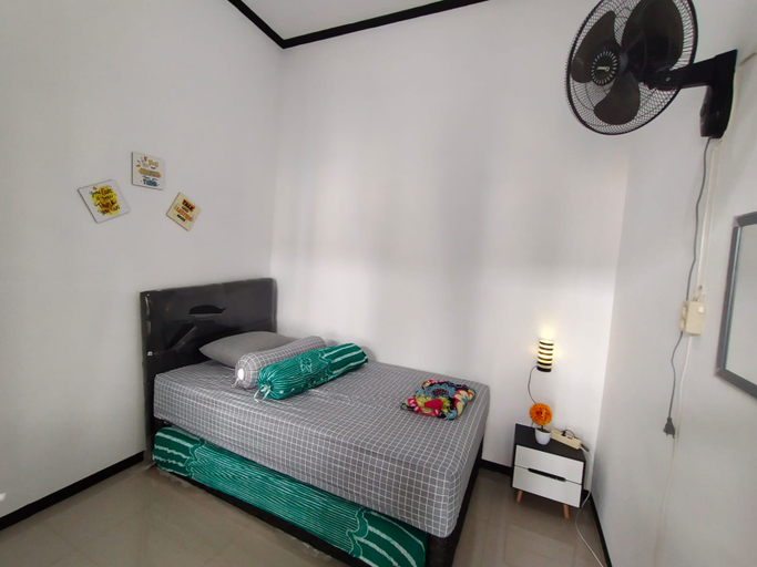 Bedroom 2, Aufa Villa, Malang
