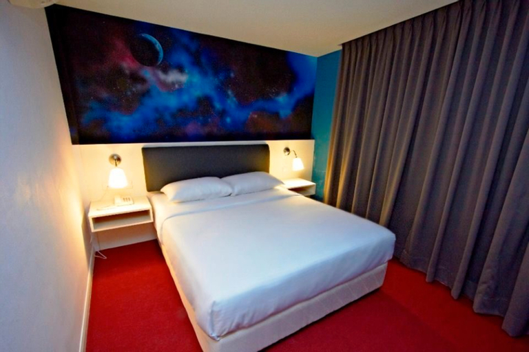 ZEN Rooms Sakura Boutique Hotel - Tap to explore photos