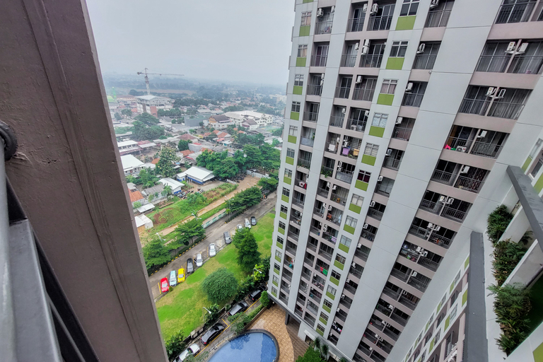Others 3, Nice and Cozy Studio Room at Serpong Greenview Apartment By Travelio, Tangerang Selatan