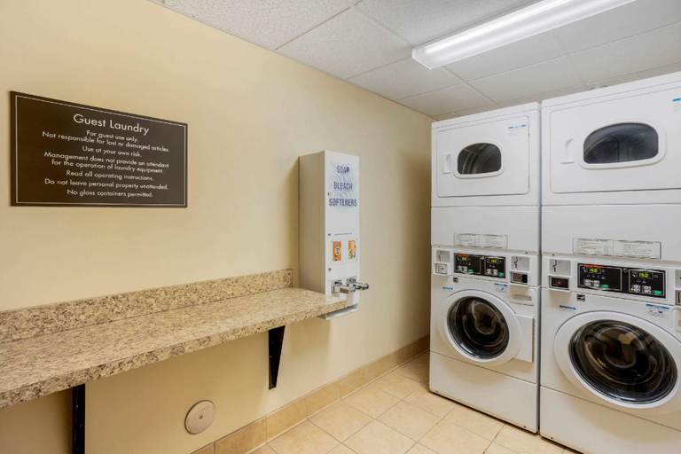Bathroom, Comfort Inn & Suites Sayre, Bradford