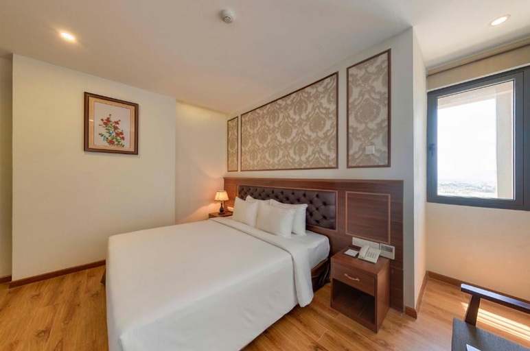 Imperial Nha Trang Hotel - Tap to explore photos