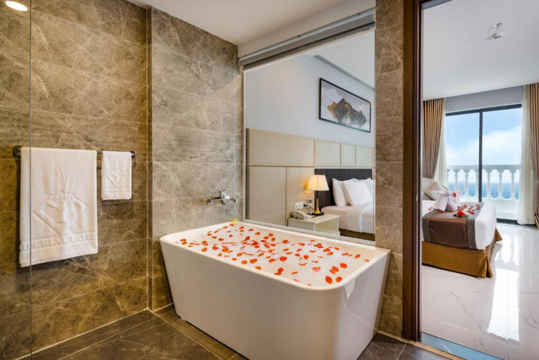 Bathroom 5, Imperial Hotel Nha Trang, Nha Trang