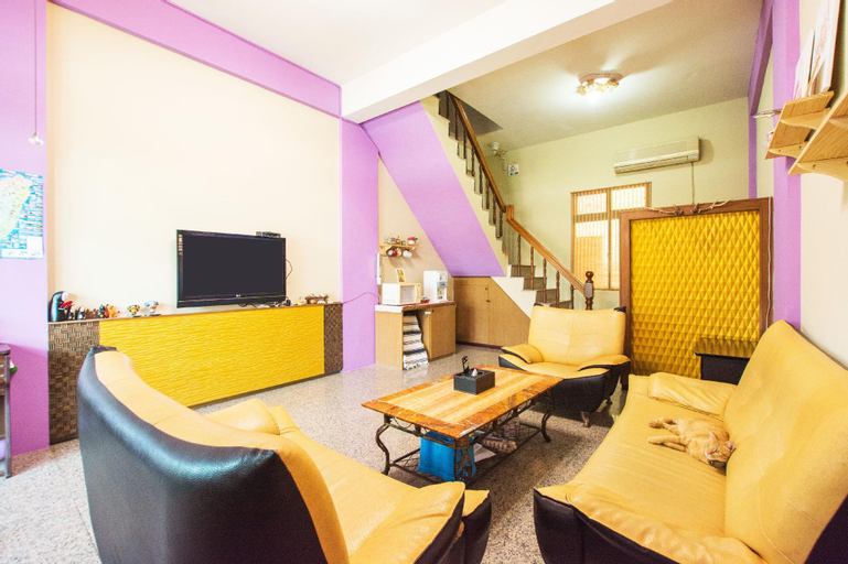 Public Area 3, 16 Alley Hostel, Pingtung