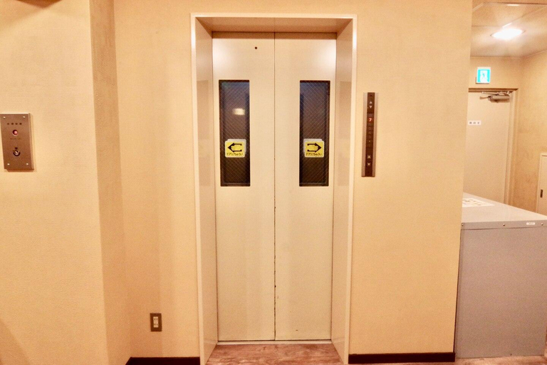 Public Area 3, Nippombashi Art Hotel 503,6min to station,FreeWiFi, Osaka
