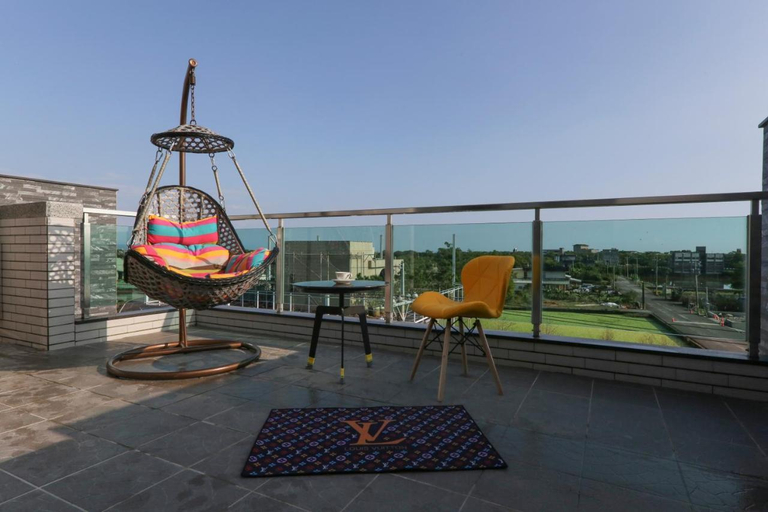 Others 3, Enjoy the Lift Comfortable Elevator Homestay, Yilan