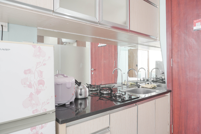 Others 2, Comfort Studio at Saladdin Mansion Apartment By Travelio, Depok